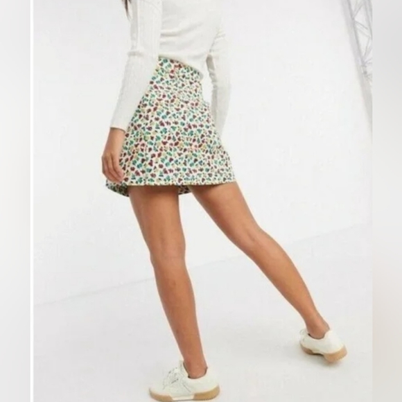 J.Crew Mercantile Floral Button Skirt - Picture 2 of 6